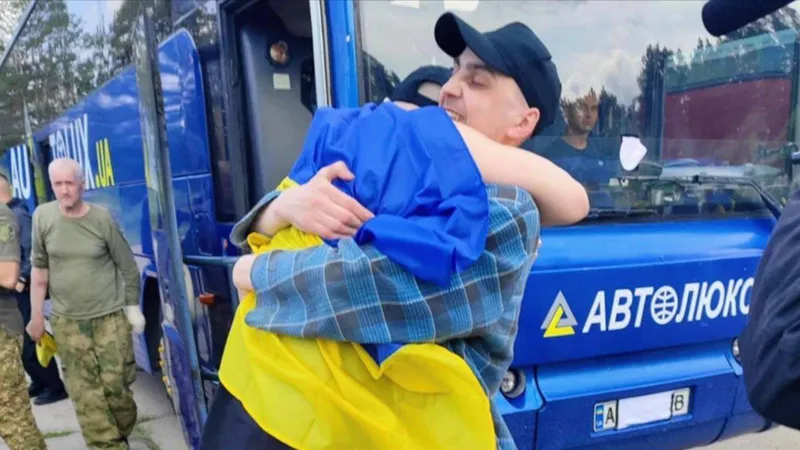 Anlaşma İstanbul'da yapılmıştı: Rusya ile Ukrayna arasında ağır hasta ve yaralı rehine asker takası yapıldı