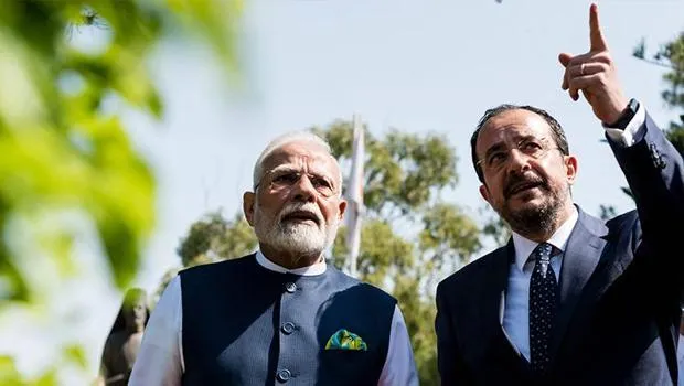 Modi'den KKTC'ye Şok Bakış! O Anlar Kamerada
