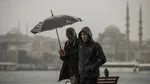 İstanbul'da sürpriz dolu yağışı: Bazı ilçelerde sağanağa döndü