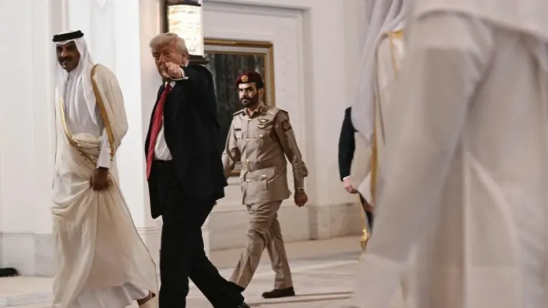 Trump'ın Katar Jet'i: Lüks mü Güvenlik Riski mi? Şok Detaylar!