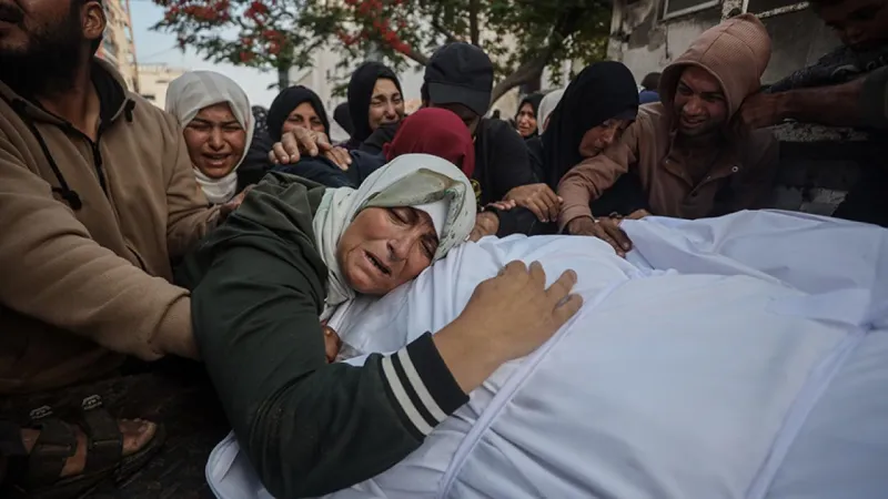 Bayramda Gazze Kana Bulandı! İsrail'den Acımasız Saldırı: 31 Ölü