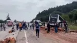 Çanakkale'de Feci Kaza: 6 Ölü! Otobüs, Kamyon, Otomobil Birbirine Girdi!