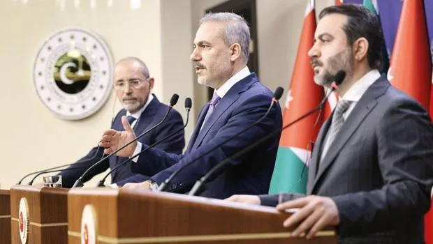 Hakan Fidan'dan Kritik Diplomasi Hamlesi! Suriye'ye Destek Tam Gaz