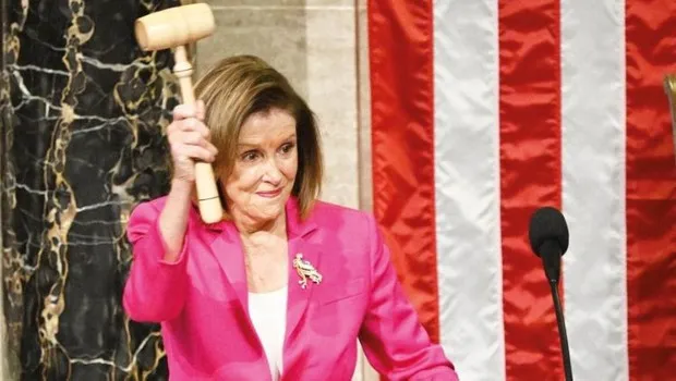 Nancy Pelosi Sürprizi: 37 Yıllık Kariyer Sonrası Emeklilik Kararı!